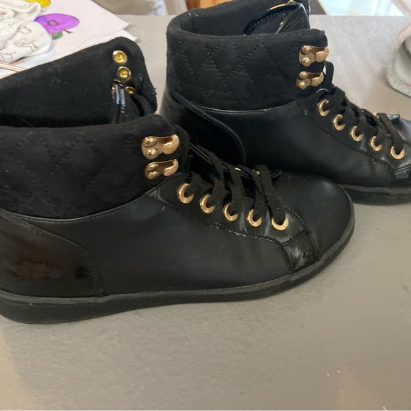Aldo lace up combat style boots/booties - Picture 2 of 5
